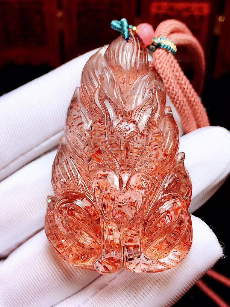 Golden Strawberry Crystal Nine Tailed Fox pendant necklace 55*32*17mm 31.8g