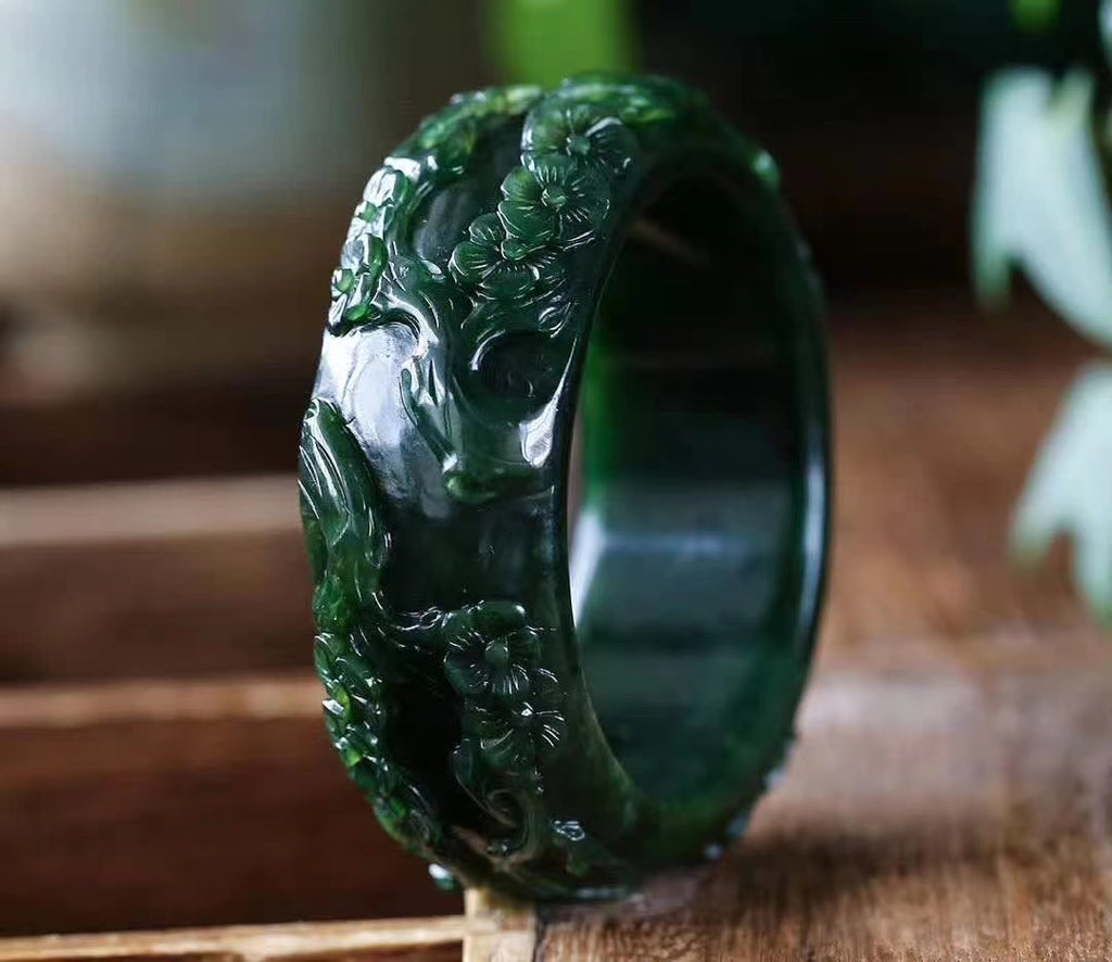 Natural Hetian jade carved bangle 58.3*26.5*10.5mm 138g